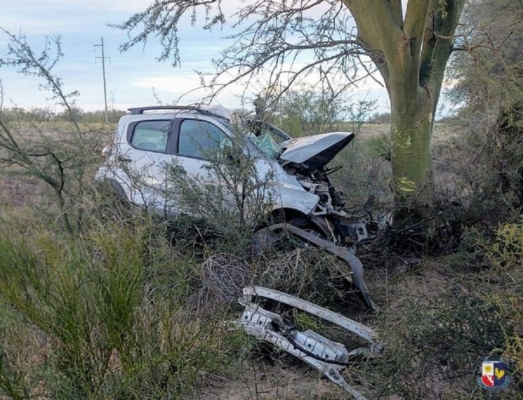Así quedó el vehículo en el que viajaba el mendocino. Foto: Policía de San Luis