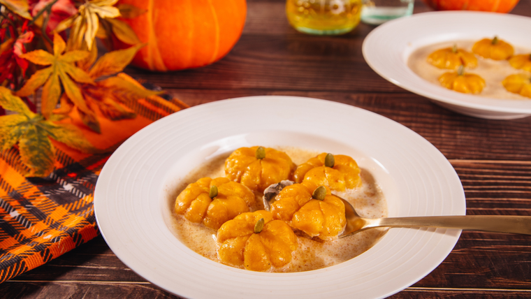 Innová con estos ñoquis: la receta para que sorprendas dándoles la forma de mini calabazas