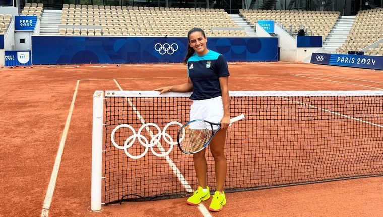 Lourdes Carle se impuso 6-0 y 6-0 en la primera ronda de París 2024. Foto: @lourdescarle