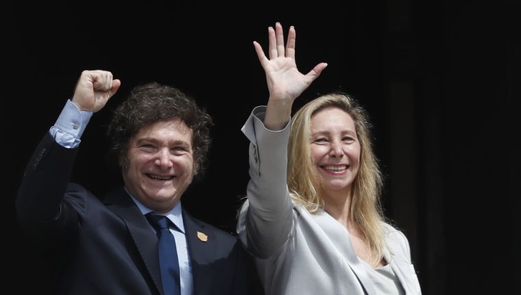 Karina es la encargada del armado partidario de su hermano. Foto: EFE