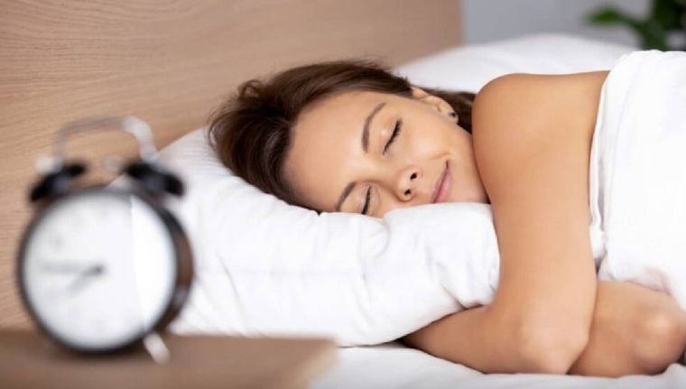 El horario de dormir es fundamental para prevenir enfermedades (Shutterstock).