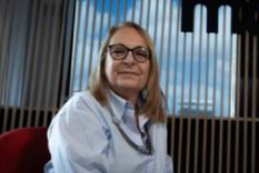 Silvia Surur en la redacción de MDZ. Foto: Analía Melnik/MDZ Silvia Surur en la redacción de MDZ. Foto: Analía Melnik/MDZ