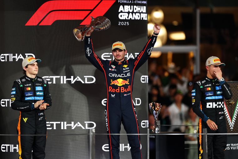 Verstappen ganó de punta a punta en Abu Dhabi, pero la matemática volvió inalcanzable su quinto título consecutivo.