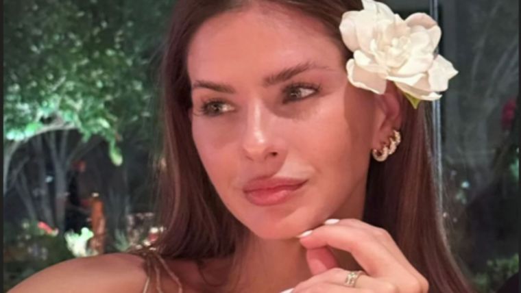 Cuánto le costó el vestido a la China Suárez. / @sangrejaponesa