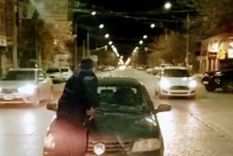 embarazada atropello y arrastro a un policia en un control