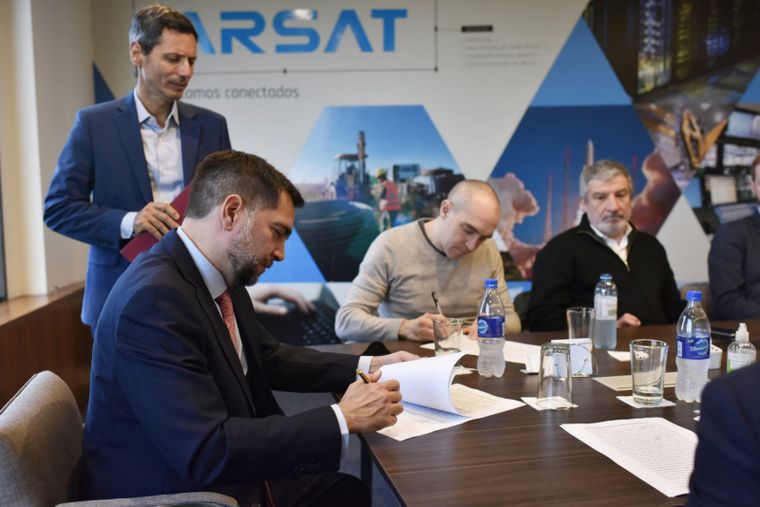 Polémica. Nombramientos en la empresa de satélites del estado. Foto: MDZ.