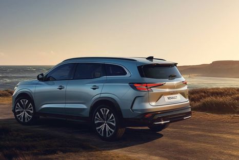 El nuevo Espace está disponible con 5 o 7 plazas, el SUV sigue siendo tan espacioso y modular como siempre gracias a su capacidad de carga al mejor nivel de su categoría.