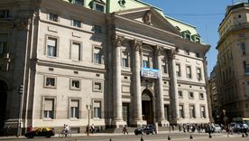 Pedidos de investigación tras los créditos que recibieron funcionarios del Gobierno de parte del Banco Nación. Pedidos de investigación tras los créditos que recibieron funcionarios del Gobierno de parte del Banco Nación.