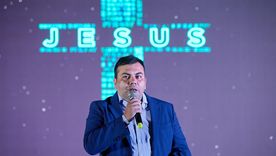 Los votos de Dios: los vínculos de la política mendocina y las Iglesias. En la foto, el intendente Francisco LoPresti, de Las Heras. Los votos de Dios: los vínculos de la política mendocina y las Iglesias. En la foto, el intendente Francisco LoPresti, de Las Heras.