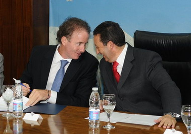 Nuevo acuerdo para extender la concesión de 16 áreas petroleras. Foto: Alf Ponce