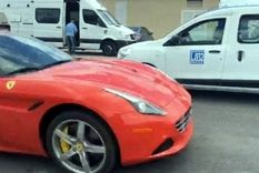 la ferrari en la que se aparecio tevez al entrenamiento la ferrari en la que se aparecio tevez al entrenamiento