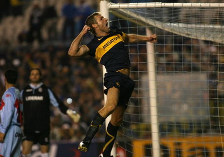 Palermo grita con fuerza el gol que lo hizo entrar en la historia. Foto: fotobaires