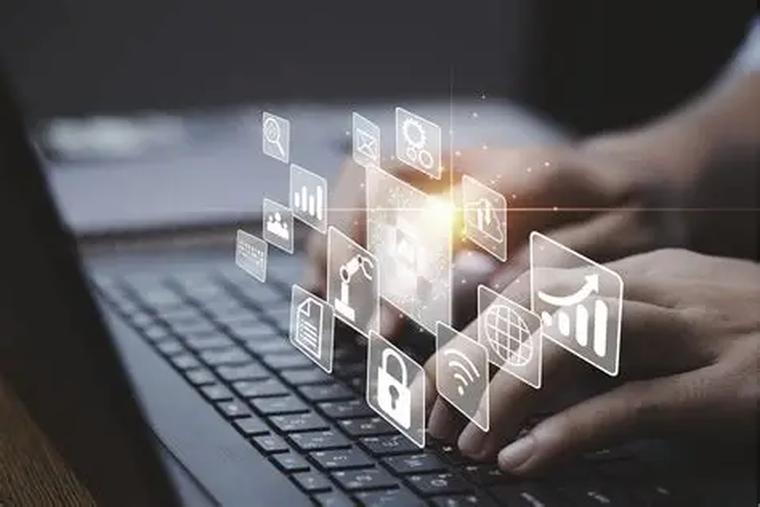 La digitalización no empieza con tecnología. Empieza con conciencia. La digitalización no empieza con tecnología. Empieza con conciencia.