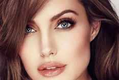 Lográ los labios de Angelina Jolie. Lográ los labios de Angelina Jolie.