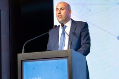 karina milei pisa fuerte en el banco nacion con dario wasserman como nuevo presidente