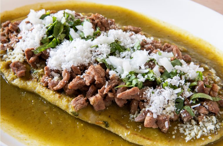Huaraches con costilla Un plato clásico de México para hacer en pocos minutos Foto: Shutterstock