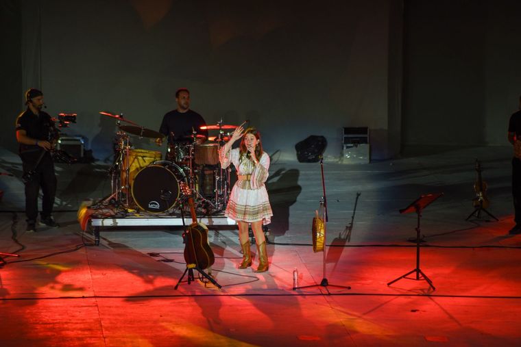 Maggie Cullen en el Frank Romero Day. Maggie Cullen en el Frank Romero Day. 