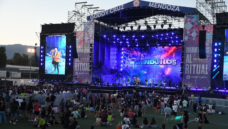 Godoy Cruz volverá a estallar con la Fiesta Provincial de la Cerveza. Godoy Cruz volverá a estallar con la Fiesta Provincial de la Cerveza. 