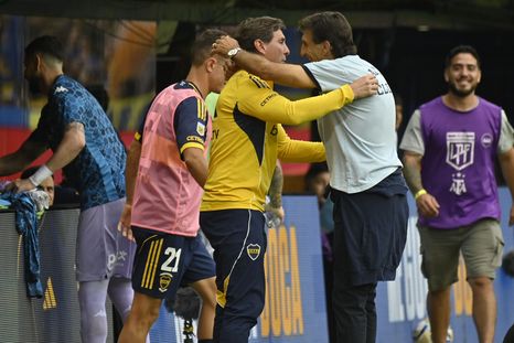 Costas opinó sobre el polémico cambio de Úbeda en Boca-Racing y fue contundente. Costas opinó sobre el polémico cambio de Úbeda en Boca-Racing y fue contundente.