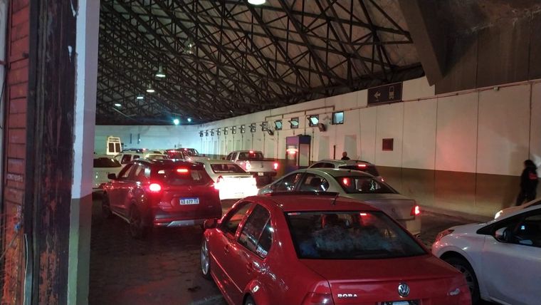 Se espera una gran afluencia de autos en el paso a Chile. Foto: MDZ