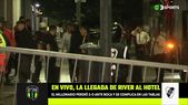 El gesto de Driussi y Colidio al volver al hotel tras la dura derrota ante Boca que llamó la atención. (Foto: Captura) El gesto de Driussi y Colidio al volver al hotel tras la dura derrota ante Boca que llamó la atención. (Foto: Captura)
