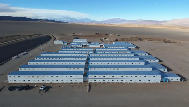 Vicuna y la proyección de Josemaría por 25 años. Vicuna y la proyección de Josemaría por 25 años.