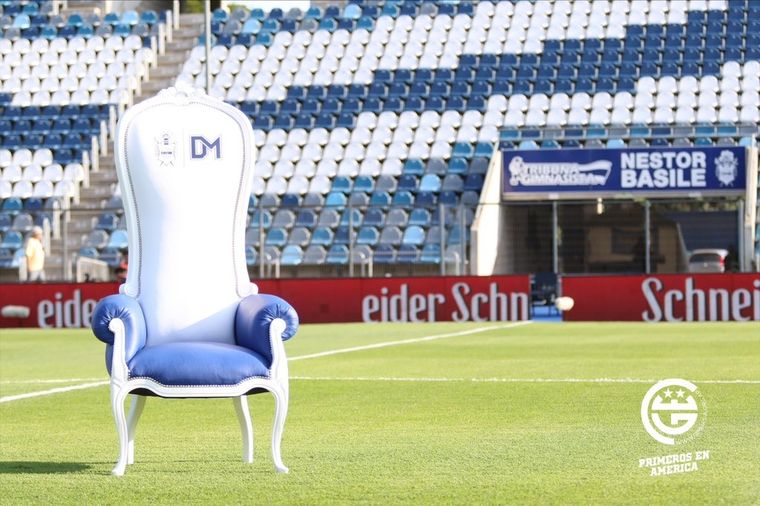 Sillón Maradona Foto: @gimnasiaoficial