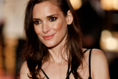 WINONA RYDER ES UNA DE LAS MÁS GRANDES ACTRICES DE HOLLYWOOD. TIENE UNA EXTENSA TRAYECTORIA QUE COMENZÓ CON TAN SOLO 15 AÑOS.