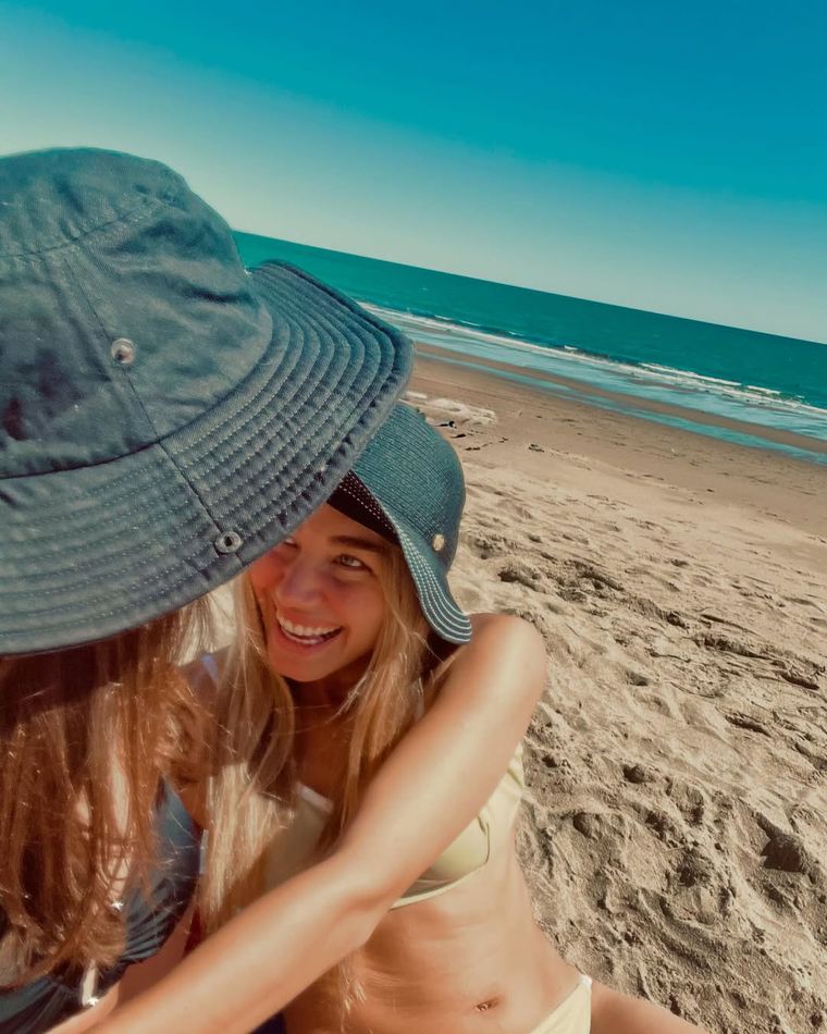 El posteo de Agostina y Mariana revolucionó las redes sociales este sábado 28 de junio, día internacional del orgullo LGTBIQ+.