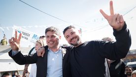 Axel Kicillof junto a Juan Grabois