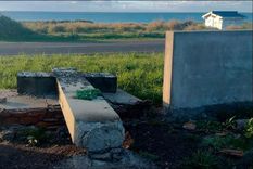 Ante los constantes actos de violencia y vandalismo, la fundación decidió abandonar el proyecto para realizar un memorial en homenaje a los caídos en Malvinas. Foto: Fundación No me Olvides