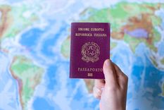 El pasaporte italiano es uno de los mejores del mundo, puesto que tiene acceso a 192 destinos Foto: Shutterstock