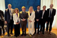 Milei se reunió con empresarios franceses en París. Foto: Manuel Adorni/ vía X