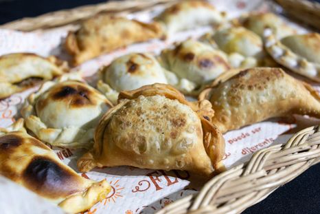 La capital mendocina trae una propuesta para conocer los bodegones de la Ciudad. La capital mendocina trae una propuesta para conocer los bodegones de la Ciudad.