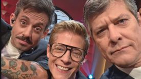 Pergolini y Rada quisieron tomarse una selfie con Dalmau como fanáticos. / Captura Eltrece Pergolini y Rada quisieron tomarse una selfie con Dalmau como fanáticos. / Captura Eltrece