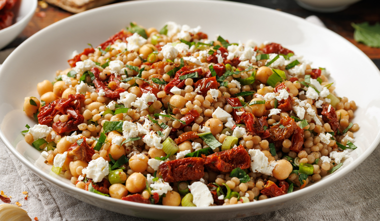 La aliada indiscutida del verano, ensalada de cuscús La aliada indiscutida del verano, ensalada de cuscús