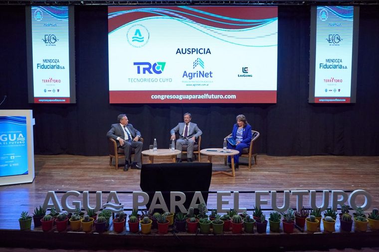 Suarez estuvo este jueves en el Congreso de Irrigación Foto: Gobierno