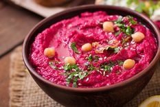 Hummus de remolacha Foto: Shutterstock