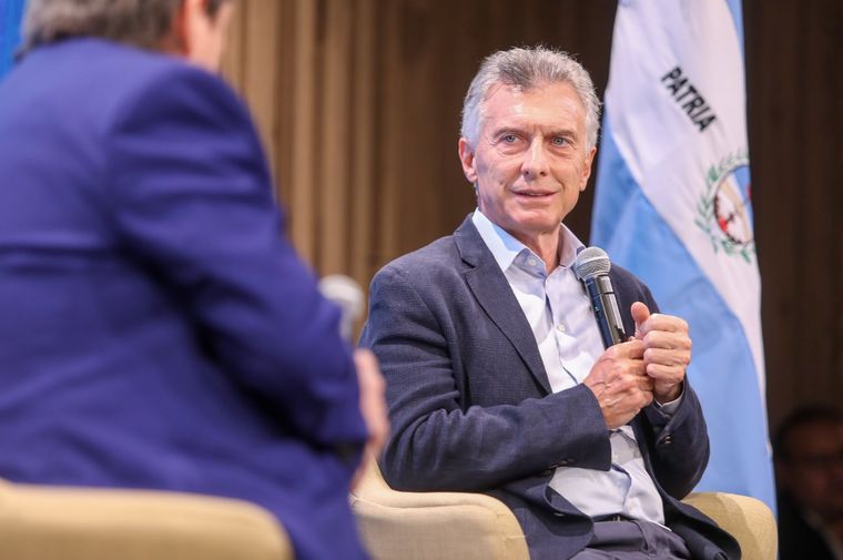 Mauricio Macri le advirtió a Javier Milei la necesidad de "más músculo en la gestión y el diálogo". Mauricio Macri le advirtió a Javier Milei la necesidad de "más músculo en la gestión y el diálogo".