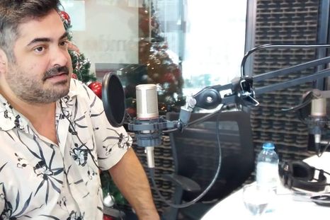 Felipe Navia, el bajista de Juanes, pasó por el estudio de MDZ Radio.