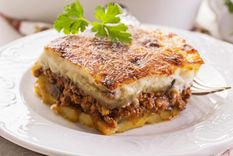 Musaka con berenjena Una receta simple y deliciosa para hacer en pocos pasos. Foto: Shutterstock