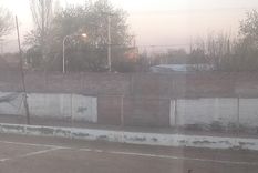 La fiscal que interviene en el caso recorre el estadio donde murió un hincha este sábado. Foto: Curiosos del Poder.