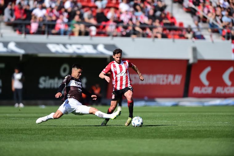 Estudiantes y Platense se ven las caras en San Nicolás para definir al ganador del Trofeo de Campeones