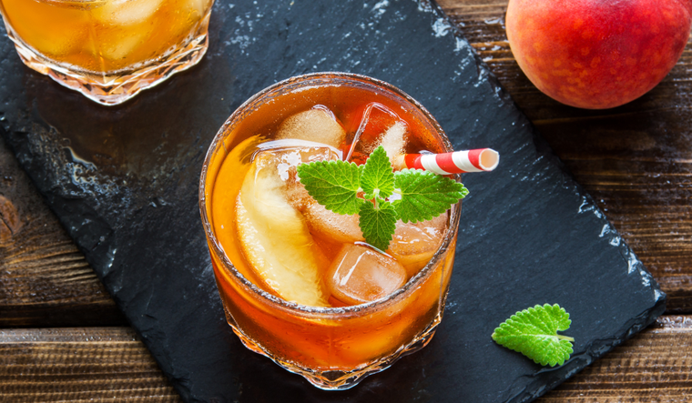 La bebida perfecta para el verano, té helado de durazno La bebida perfecta para el verano, té helado de durazno