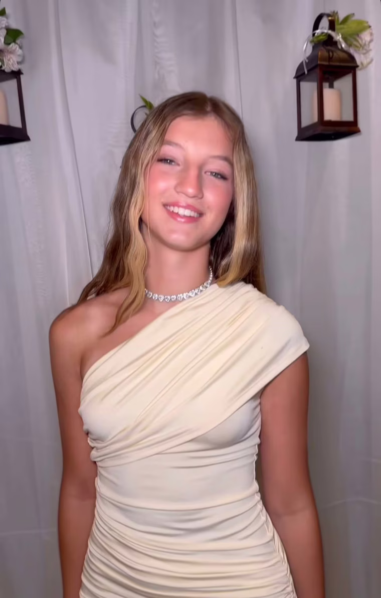 El look de 15 años de Allegra Cubero. El look de 15 años de Allegra Cubero.