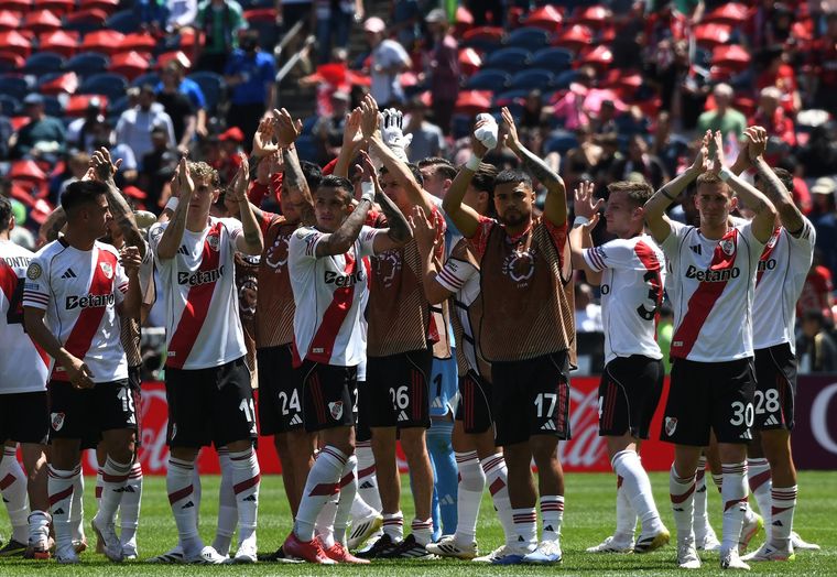 Con una victoria ante Rayados de Monterrey, River llegaría a 6 unidades y aseguraría el pase a la siguiente ronda sin depender de nadie. 