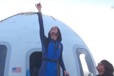 Katy Perry en el momento del aterrizaje que despertó sospechas. Foto: Redes sociales.