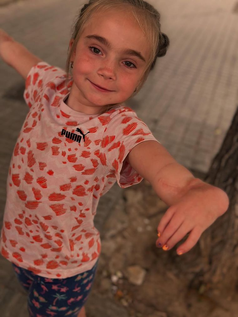 Juanita (2)