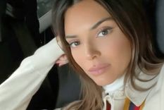 Kendall Jenner nos prepara para una de las tendencias 2022: el pantalón sastre Foto: E! Online