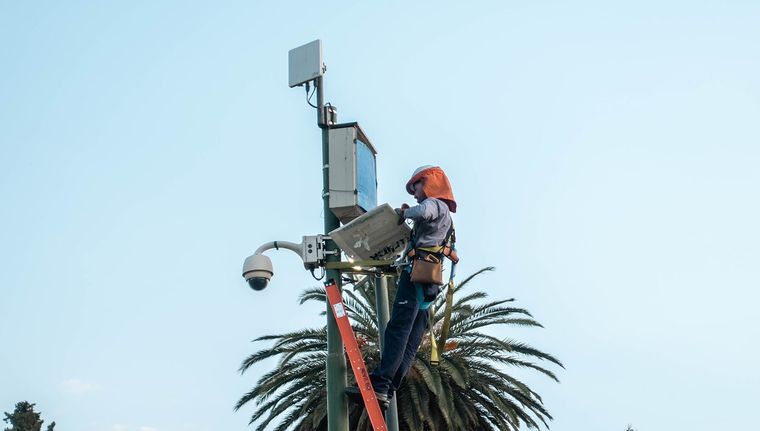 Está en peligro el suministro de energía eléctrica en el verano. Foto: Santiago Tagua/MDZ